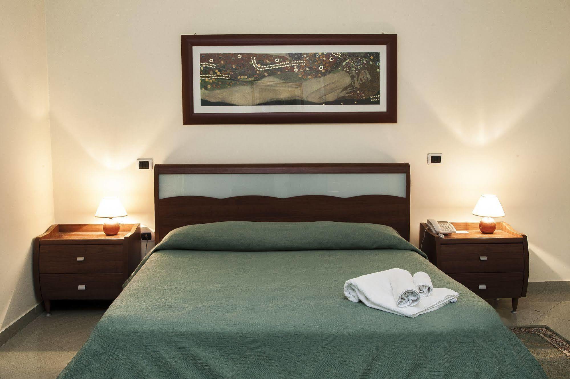 Blu Hotel San Nicola Manfredi ภายนอก รูปภาพ