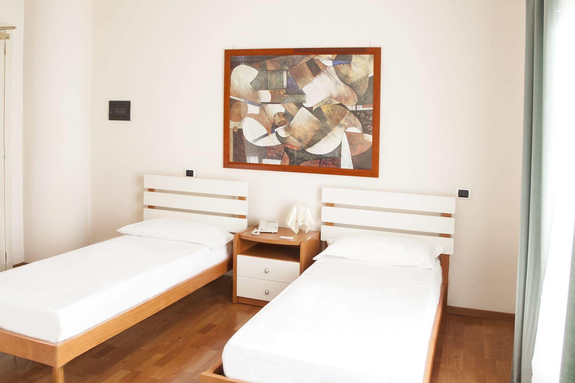 Blu Hotel San Nicola Manfredi ภายนอก รูปภาพ