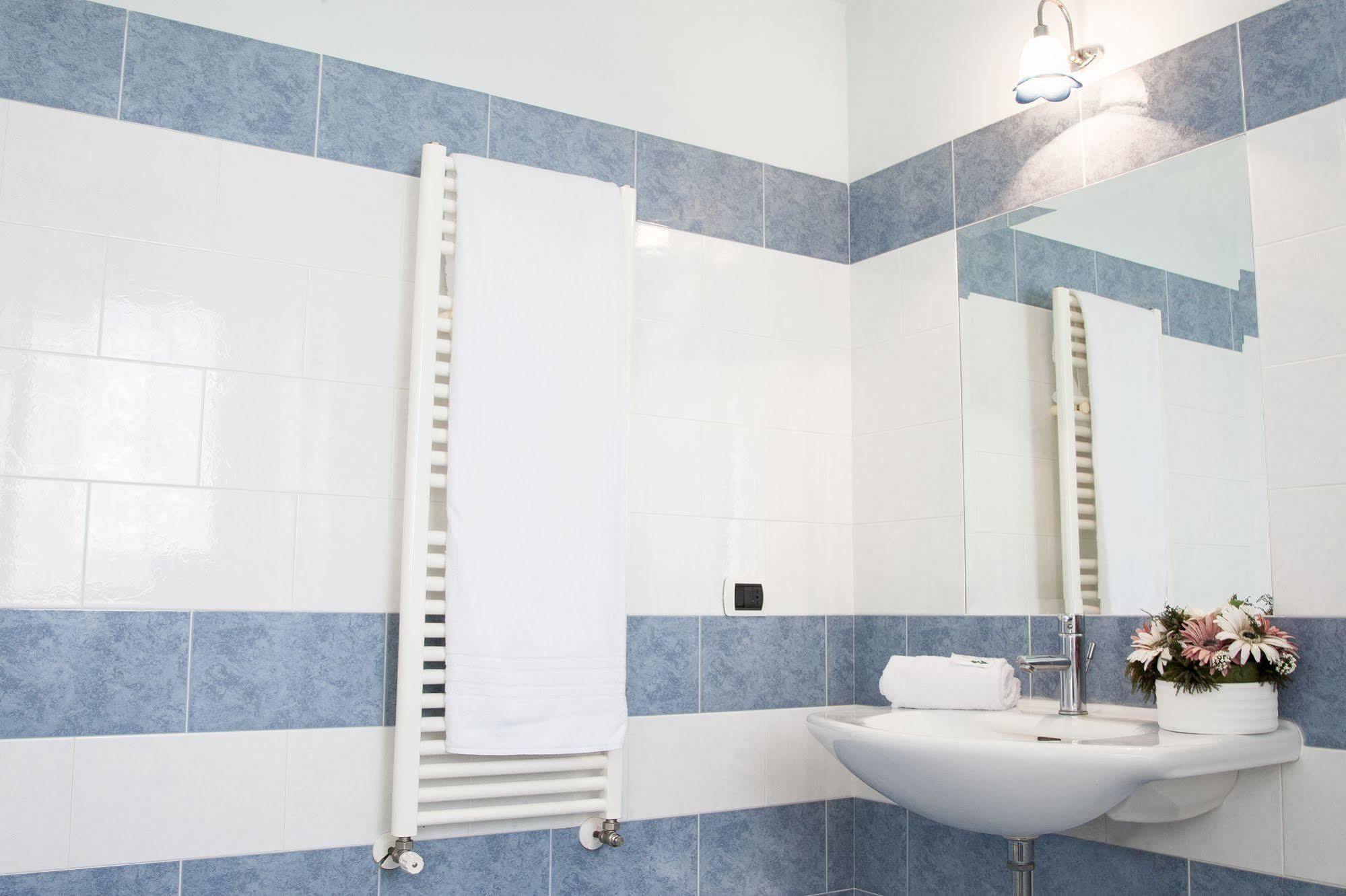 Blu Hotel San Nicola Manfredi ภายนอก รูปภาพ