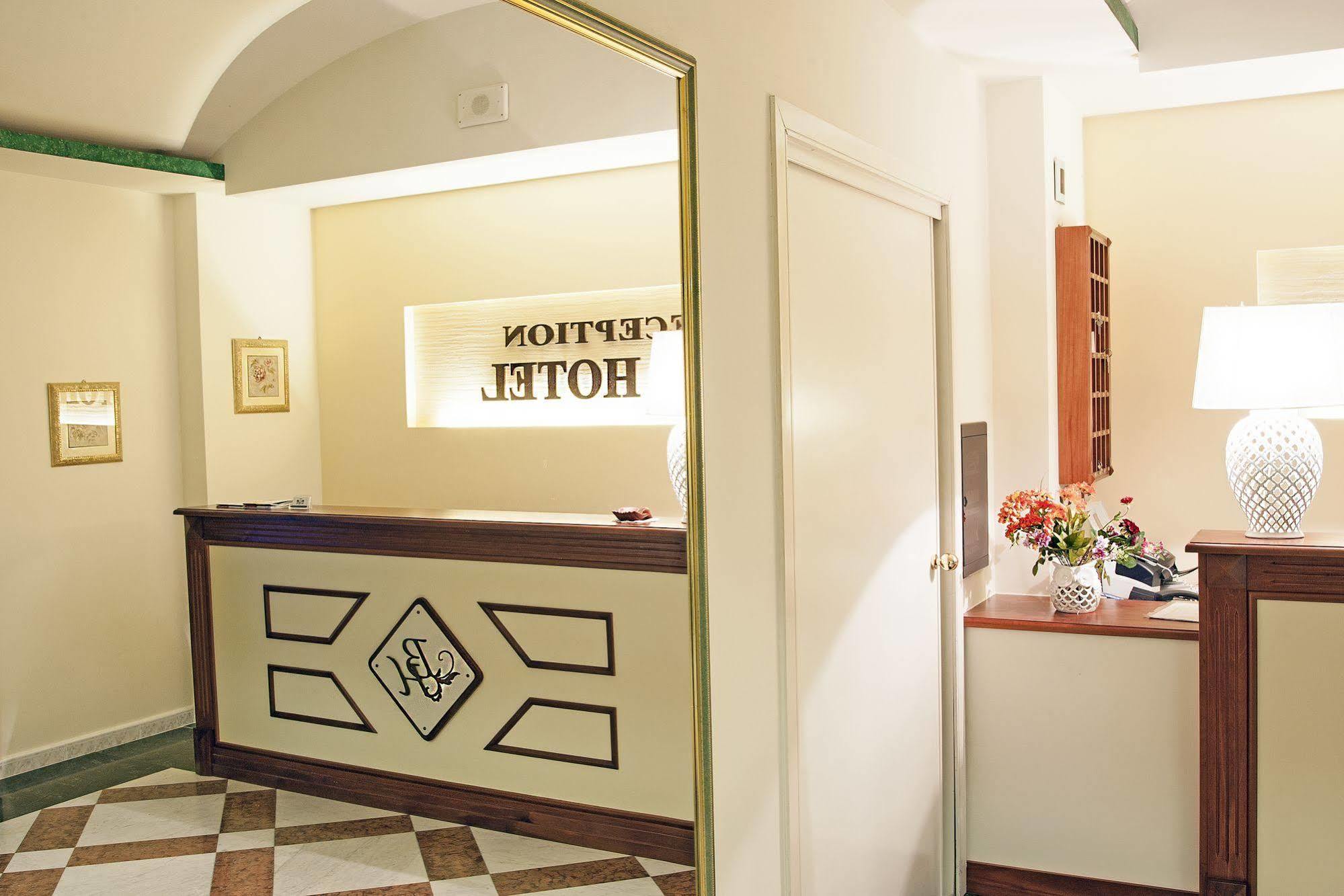 Blu Hotel San Nicola Manfredi ภายนอก รูปภาพ