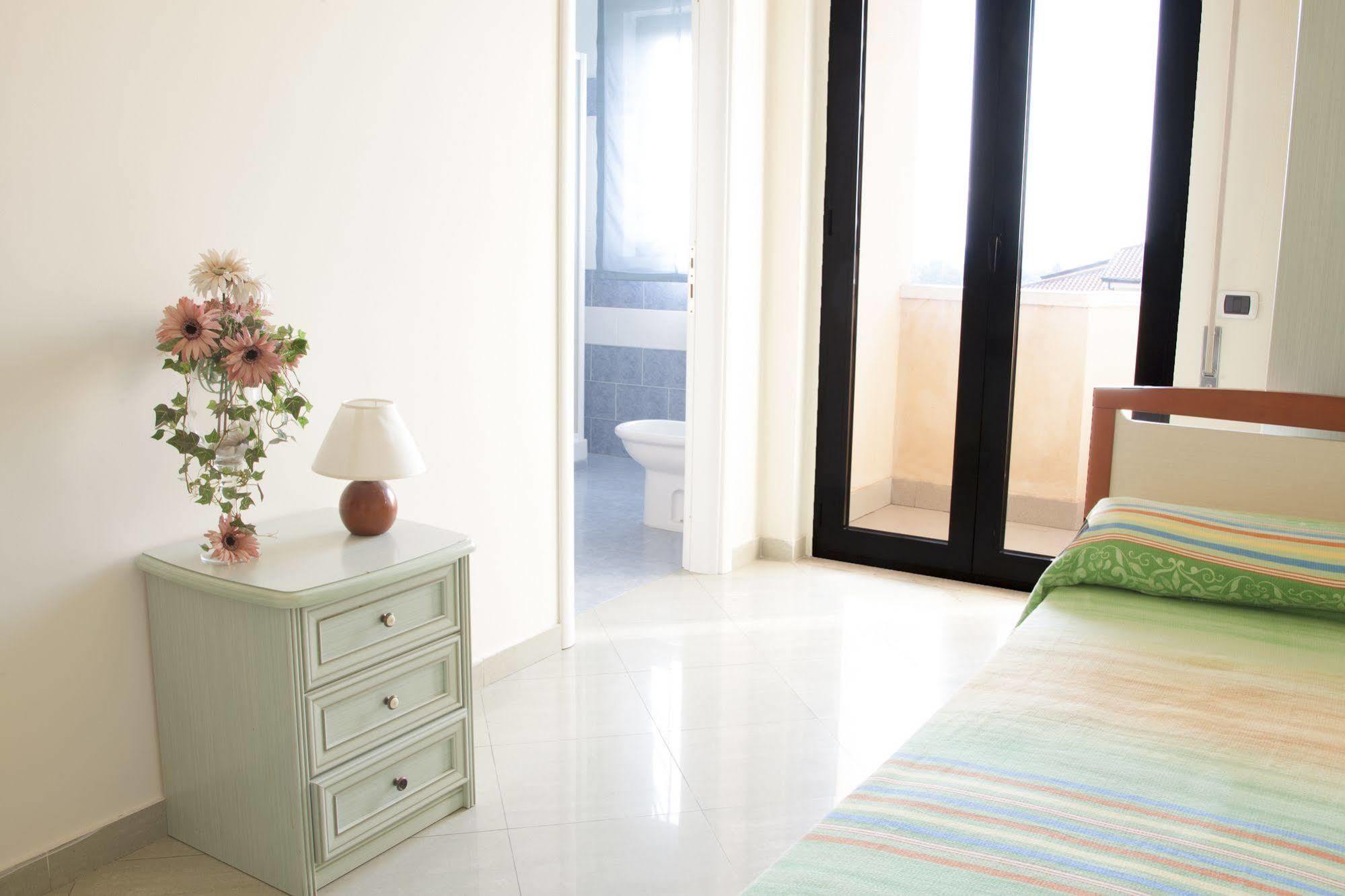 Blu Hotel San Nicola Manfredi ภายนอก รูปภาพ